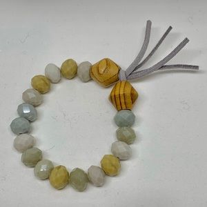 katdjewelry Jewelry - NWT • stretch tassel bracelet katdjewelry Jewelry - NWT • stretch tassel bracelet